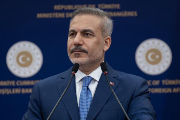 Bakan Fidan, Katar Başbakanı ve Pakistan Savunma Kuvvetleri Komutanı ile görüştü