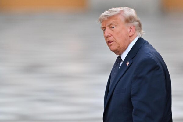 Trump yönetiminin ABD'nin 60 ticaret ortağına getirdiği yeni tarifelere karşı dava açıldı